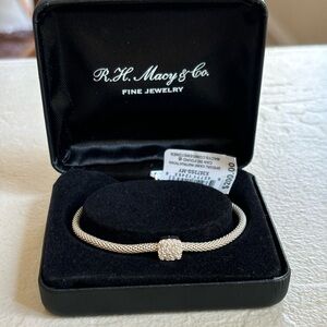 Silver chain with diamond stone bracelet